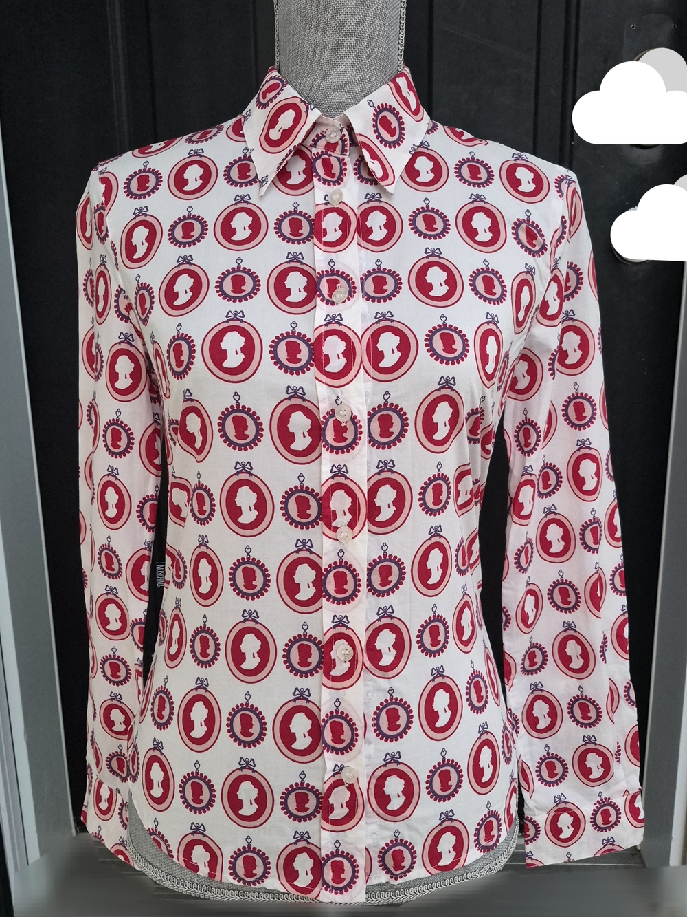 Moschino Women's Cameo Shirt Button-Up Blouse Size: M / 8